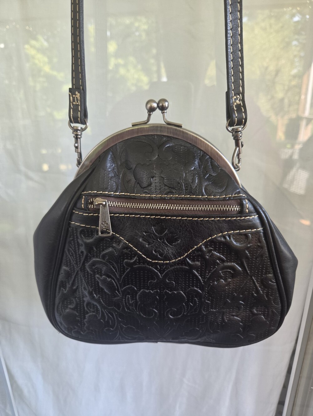 Patricia Nash Crossbody Black Embossed Leather Crossbody Bag Kiss-Lock Closure